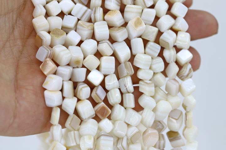 8mm Pyramid Shell Beads