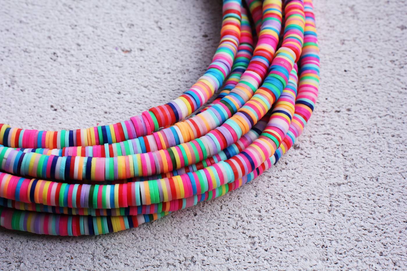 rainbow-heishi-disc-polymer-clay-beads