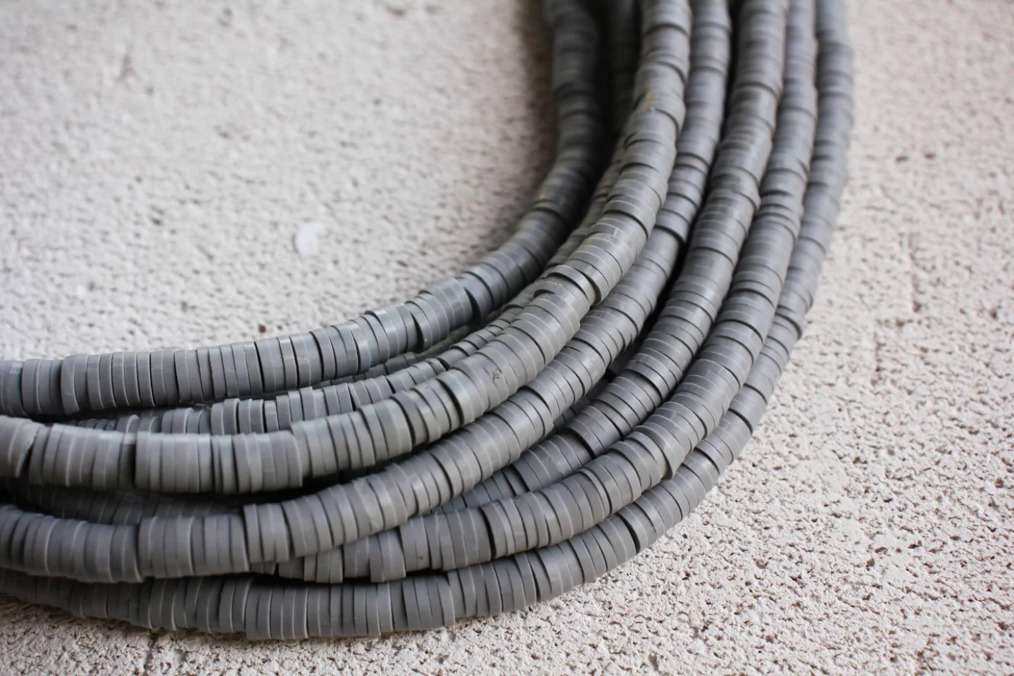6mm-heishi-disc-surfer-necklace-beads.