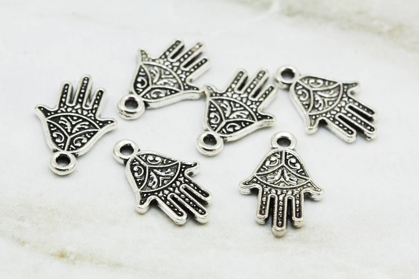 metal-fatima-hand-jewelry-pendants-charm