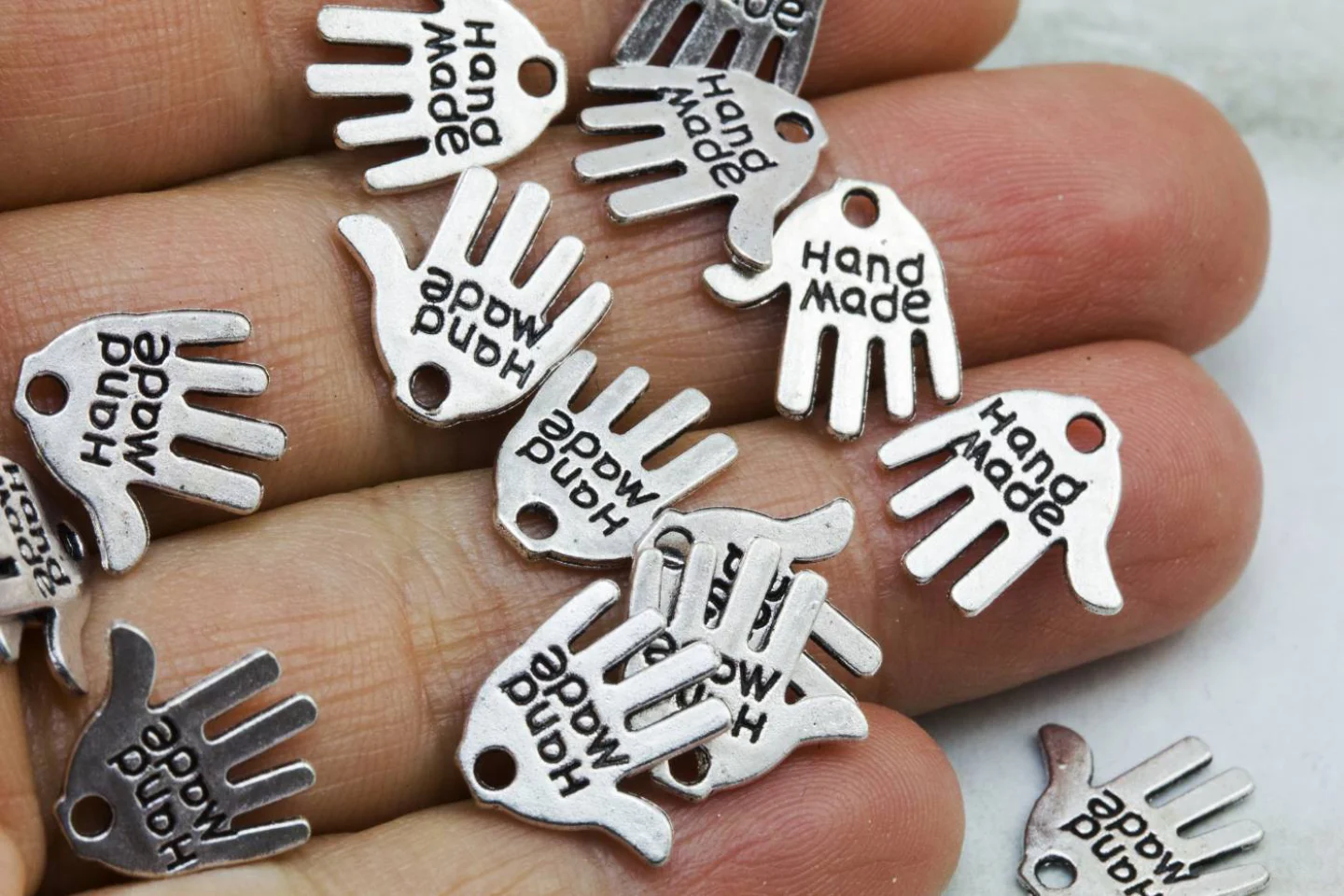 jewelry-findings-supplies-charms.