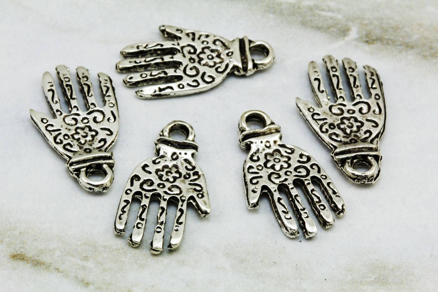 silver-jewelry-findings-pendants-charms