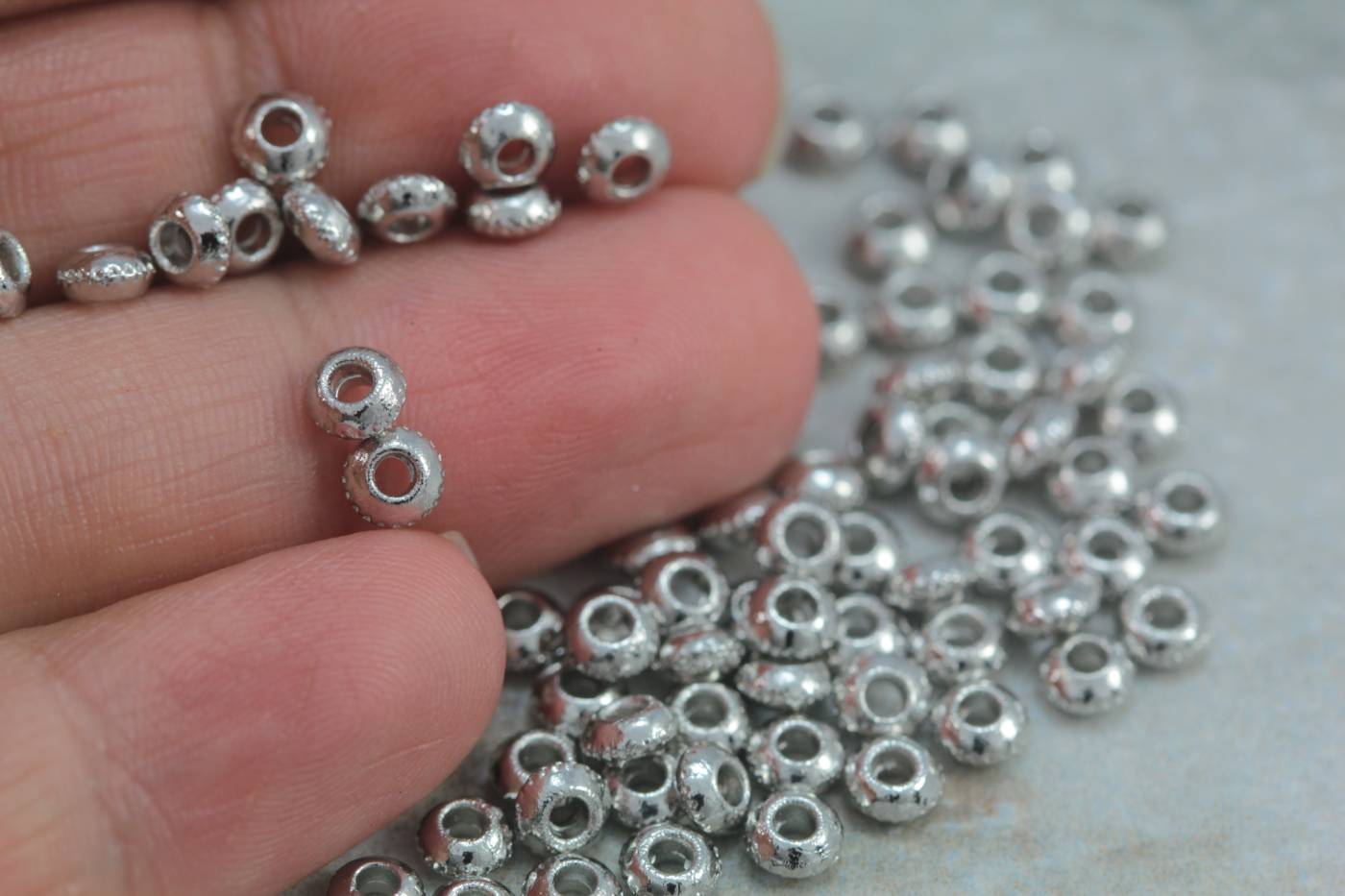 4mm-tiny-silver-spacer-beads