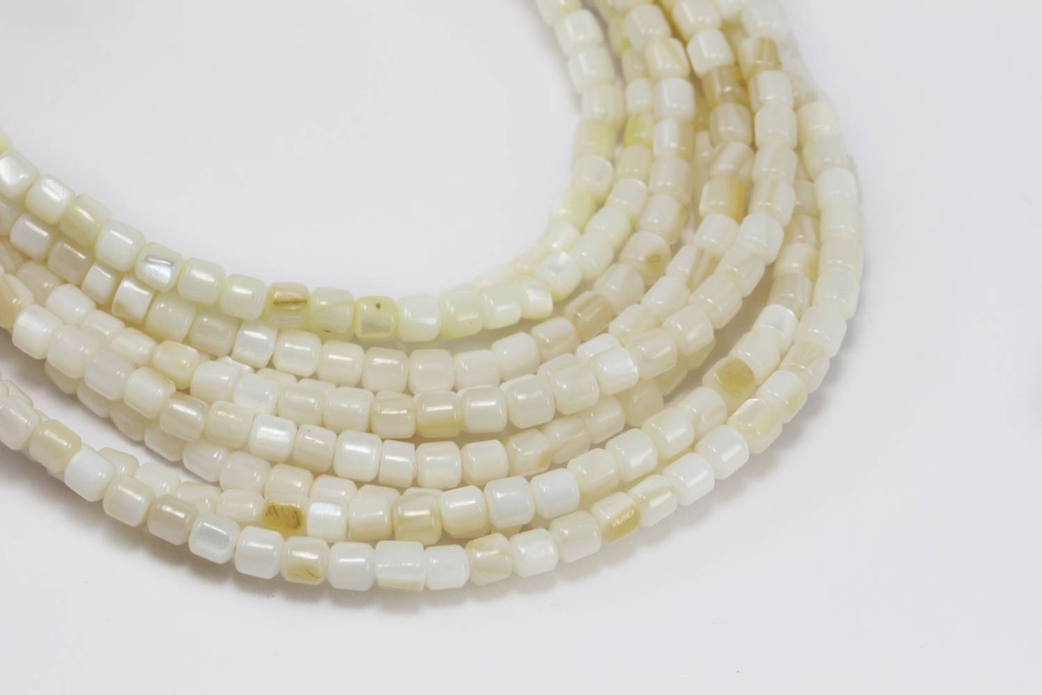 3mm-barrel-white-shell-beads