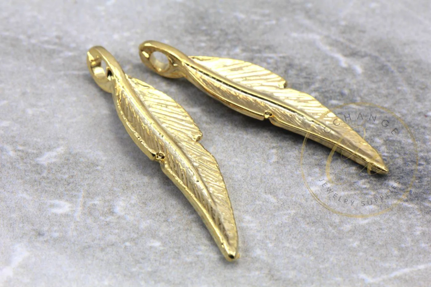gold-feahter-metal-pendant-charm.