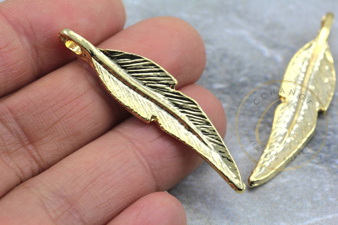 metal-long-feather-pendants