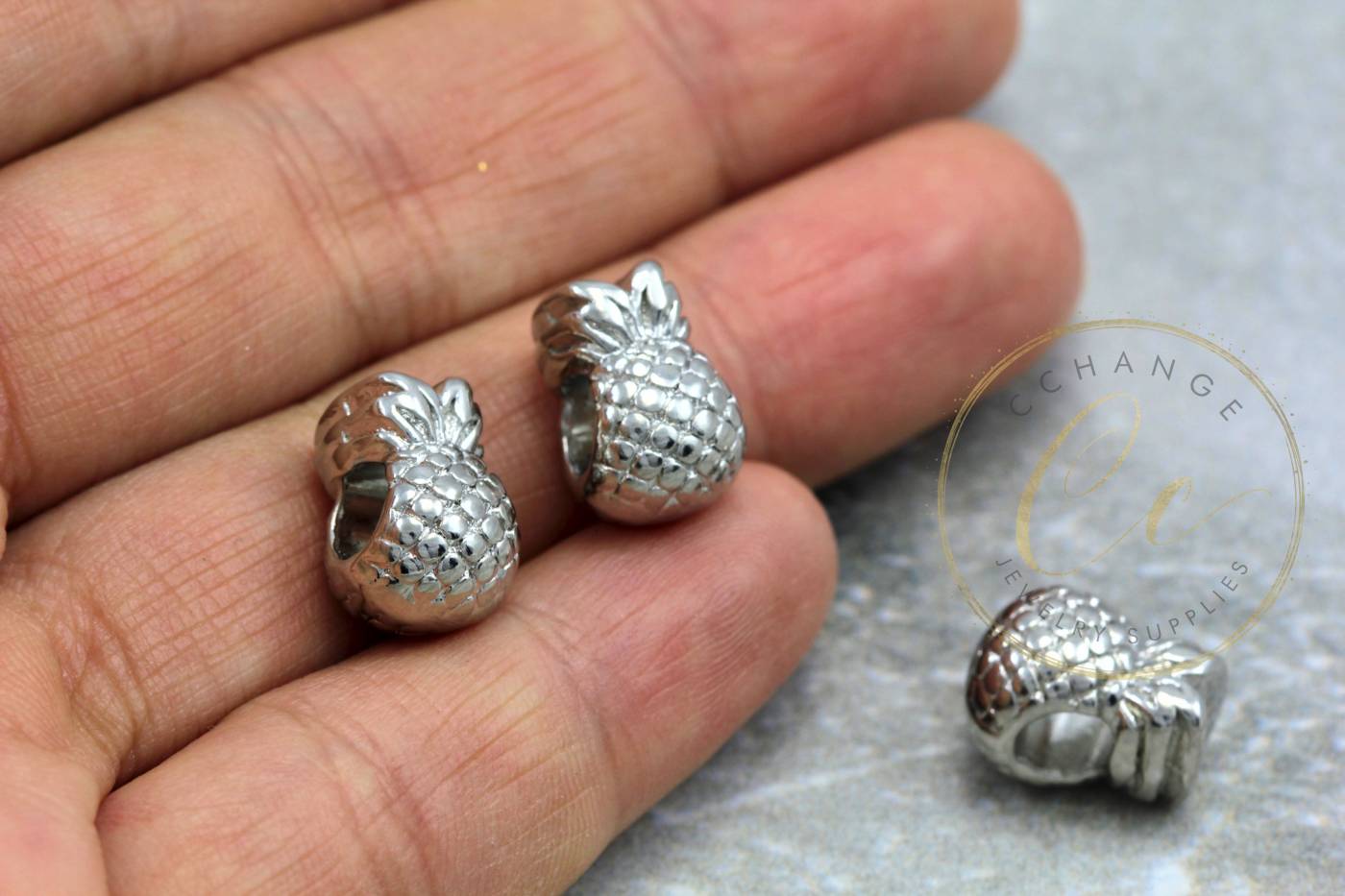jewelry-silver-pineapple-bead-charms