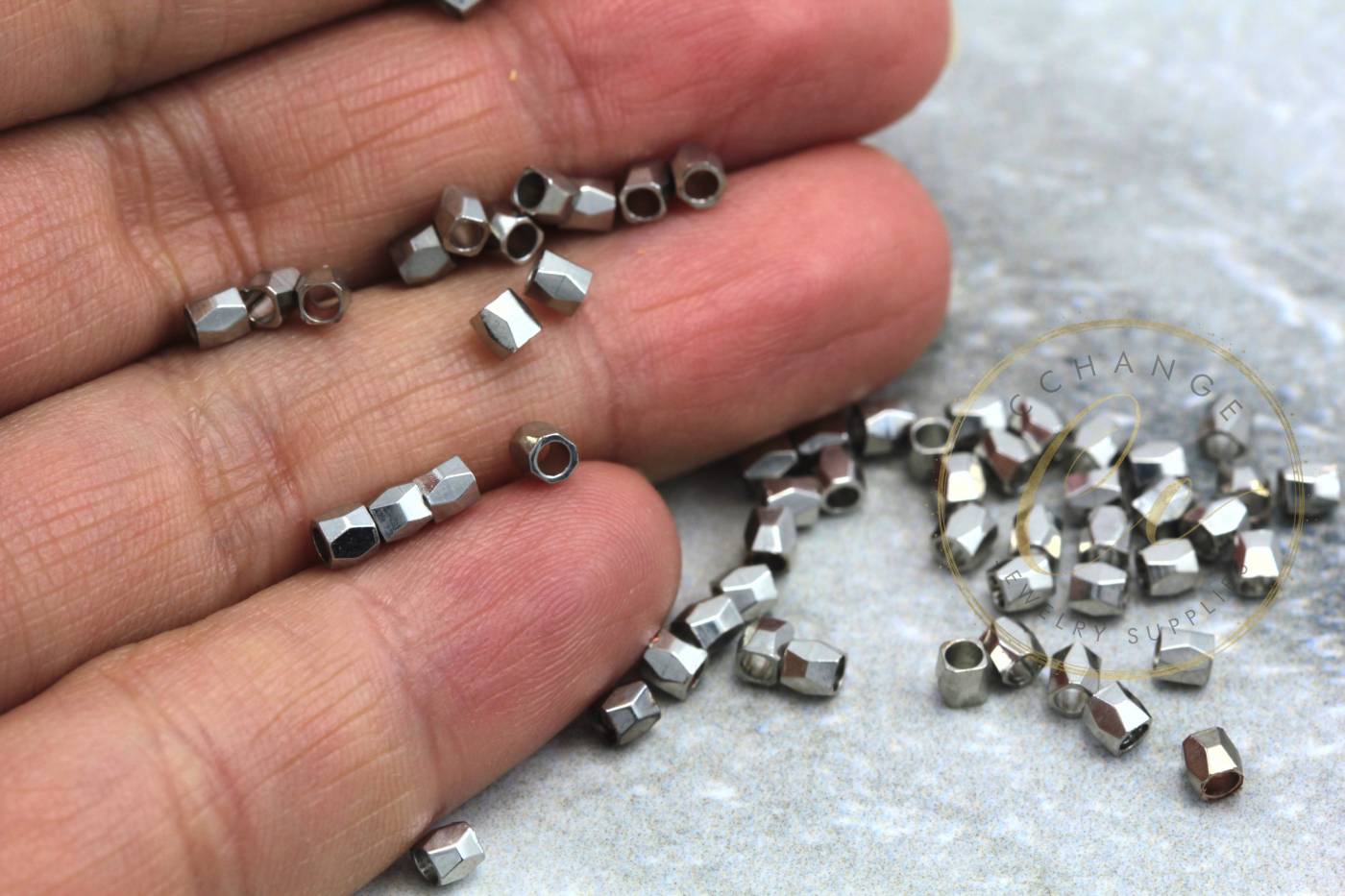 silver-cube-hexagon-spacer-bead-findings