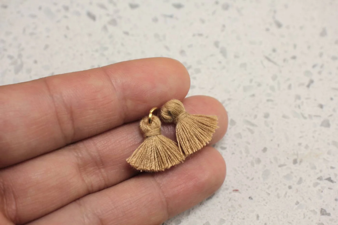 mini-handmade-cotton-tassel.