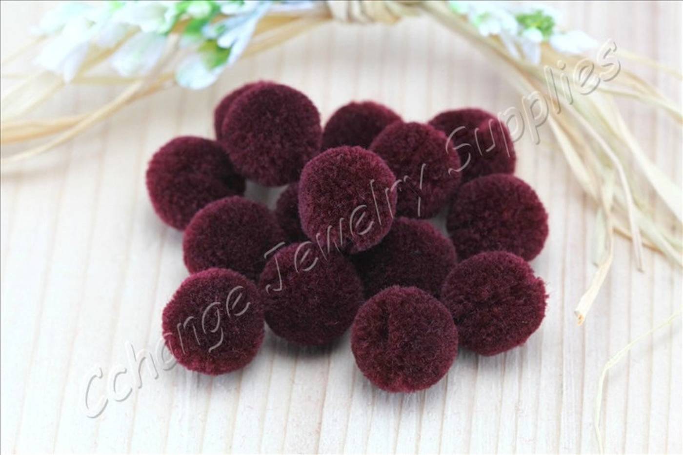 1.5cm Cotton Crimson Maroon Pompoms 10 pcs / CPM-08