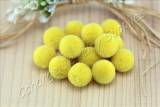 handmade-cotton-ball-pompoms-yellow