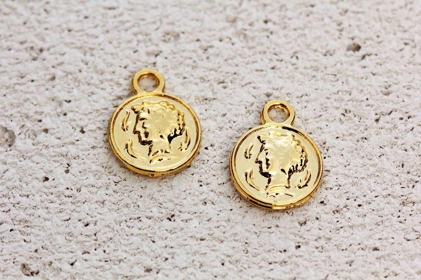 gold-replica-ancient-old-coin-pendants