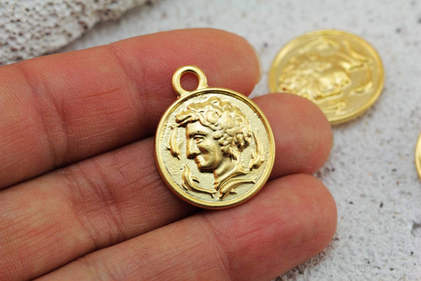 metal-old-coin-jewelry-findings-supplies