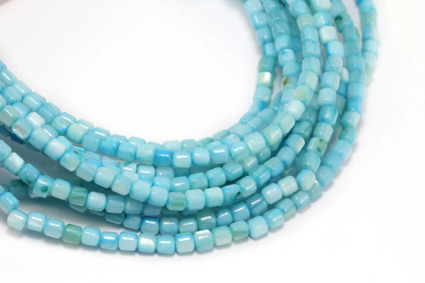 sky-blue-mini-cube-shell-beads.