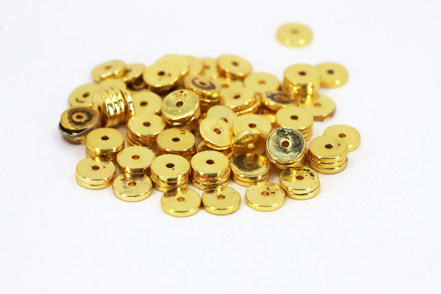gold-plated-hematite-heishi-disc