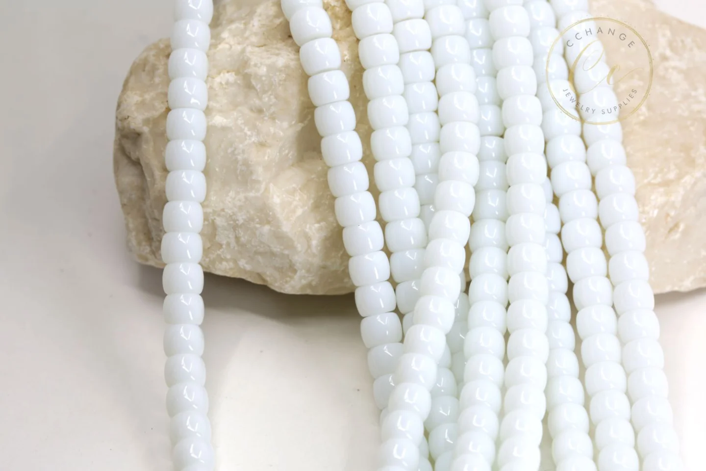 8mm-white-barrel-pony-glass-beads.