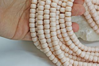 beige-barrel-pony-glass-beads