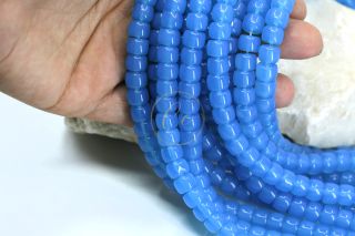 blue-barrel-pony-glass-beads