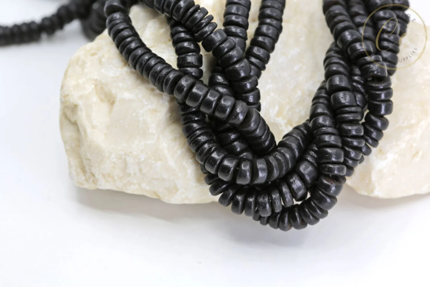 8mm-black-natural-coconut-beads.