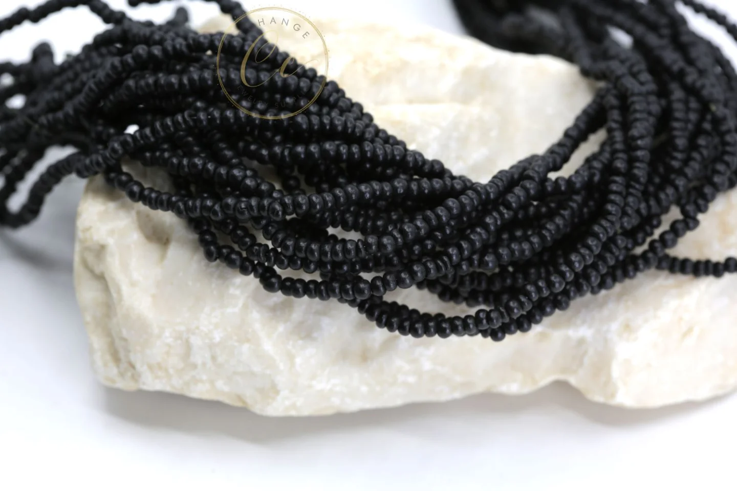 dyed-black-coconut-beads-jewelry-supply.