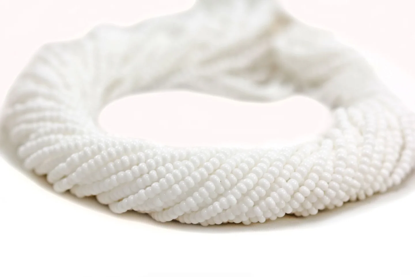 opaque-white-czech-seed-beads-size-11.