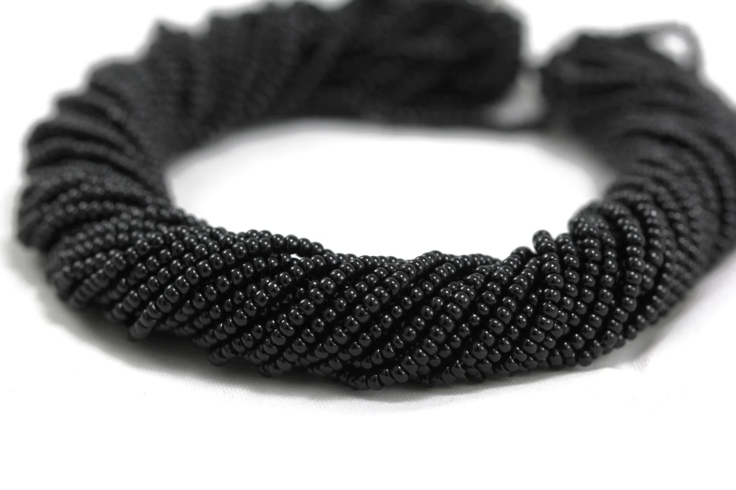 black-czech-seed-beads-hank-23980.