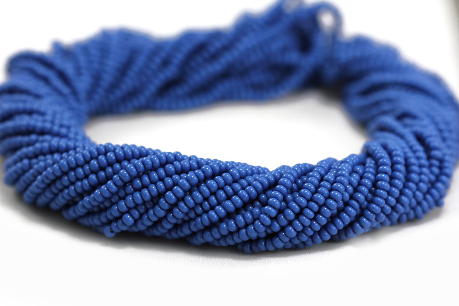 dark-blue-czech-seed-beads-hank-33210
