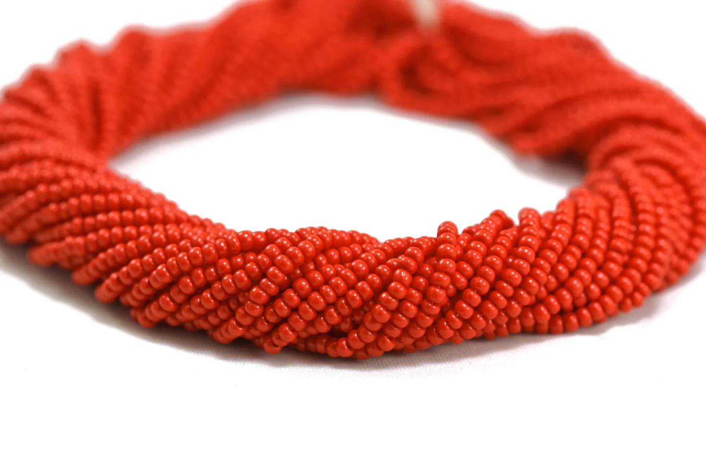 red-czech-seed-bead-hank-93170.
