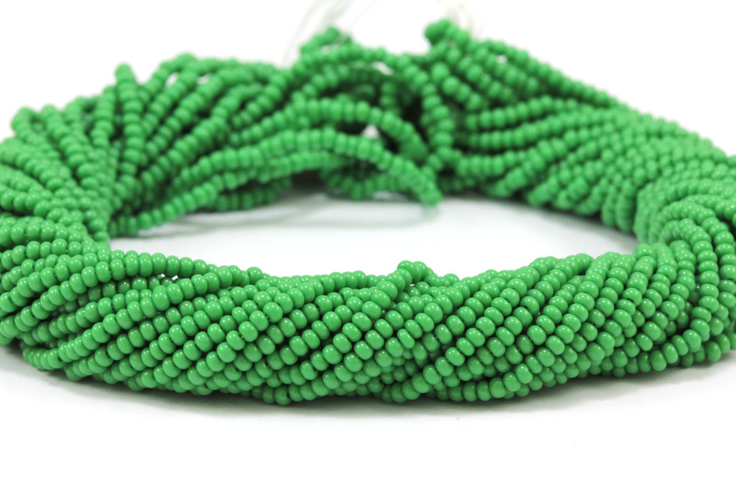 green-czech-seed-bead-53250