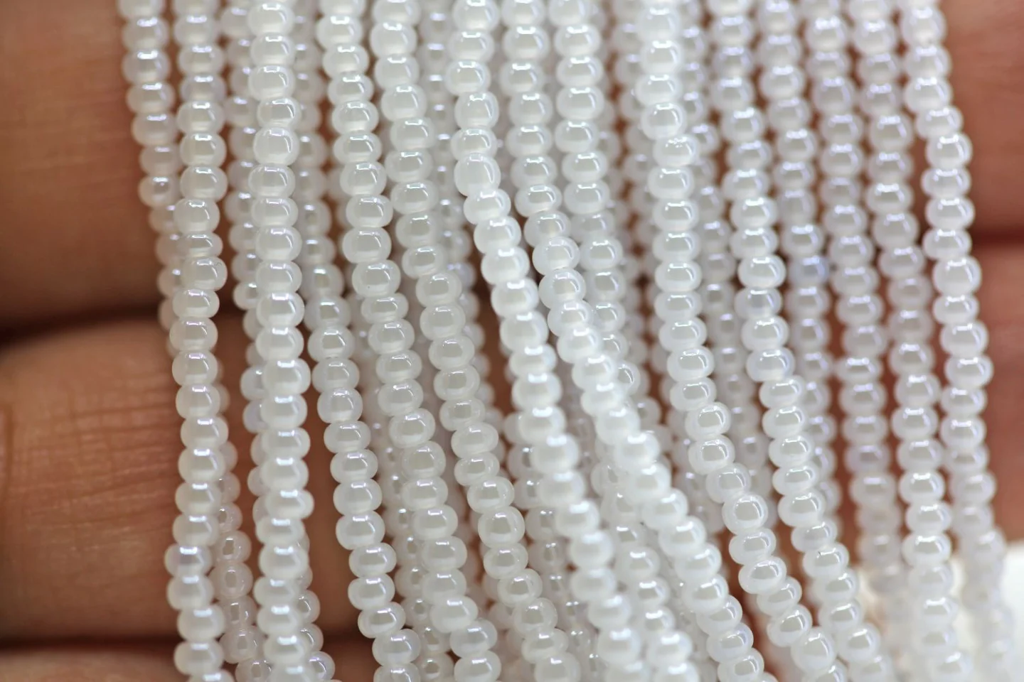 white-czech-seed-bead-rocailles-hank.