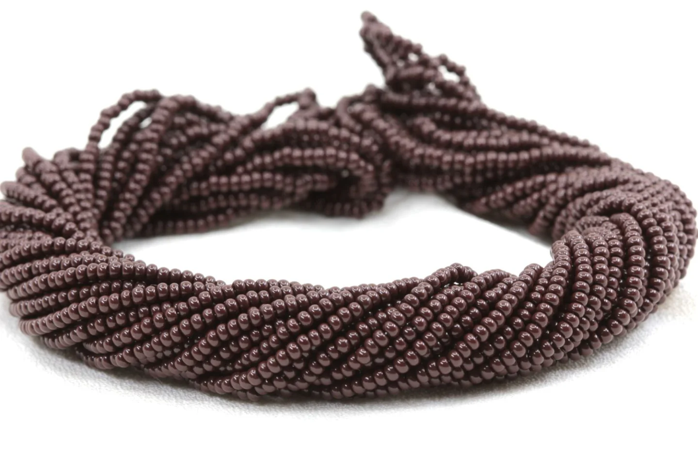 dark-brown-czech-rocailles-seed-beads.