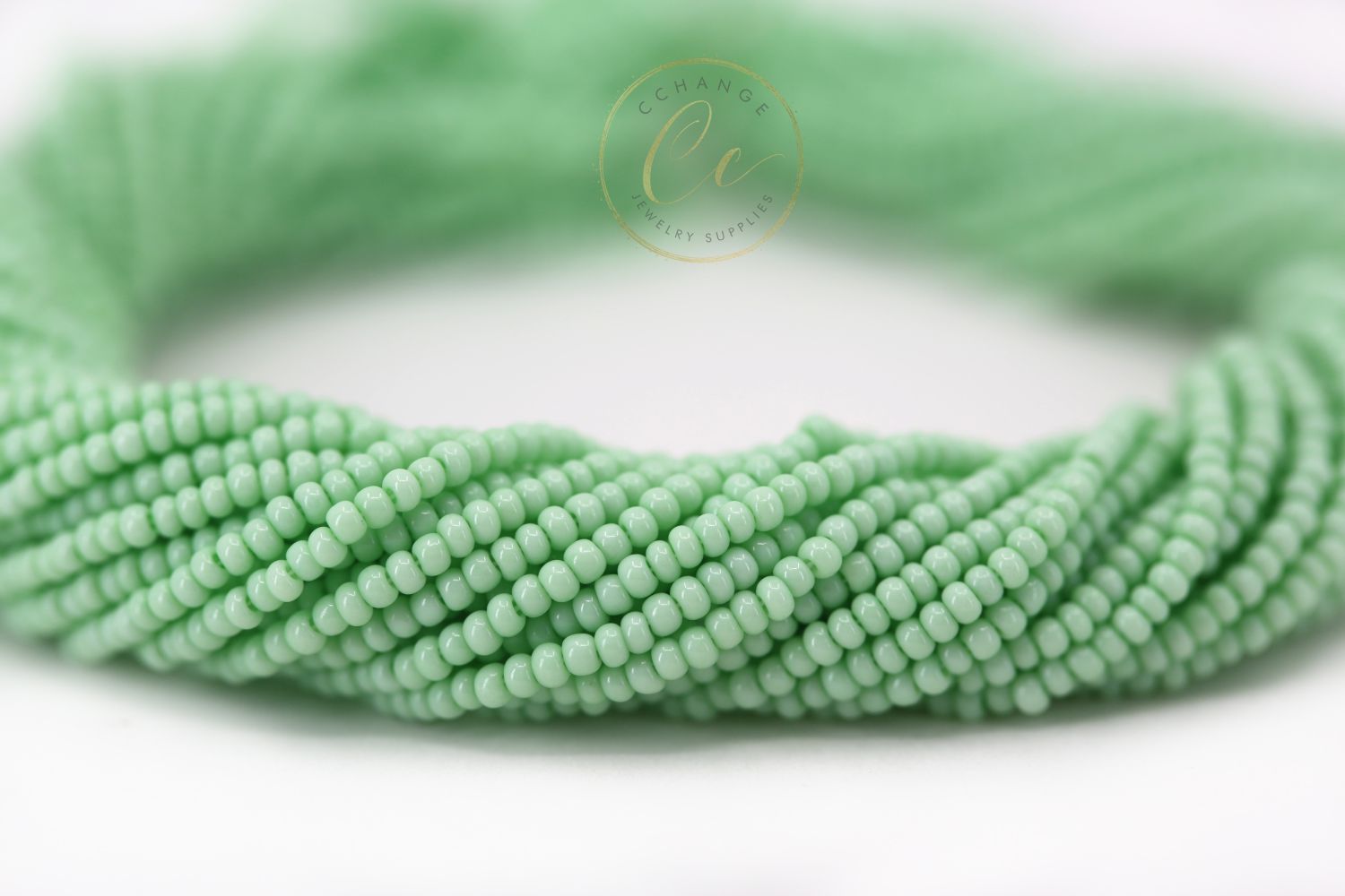 mint-green-czech-seed-beads-03261