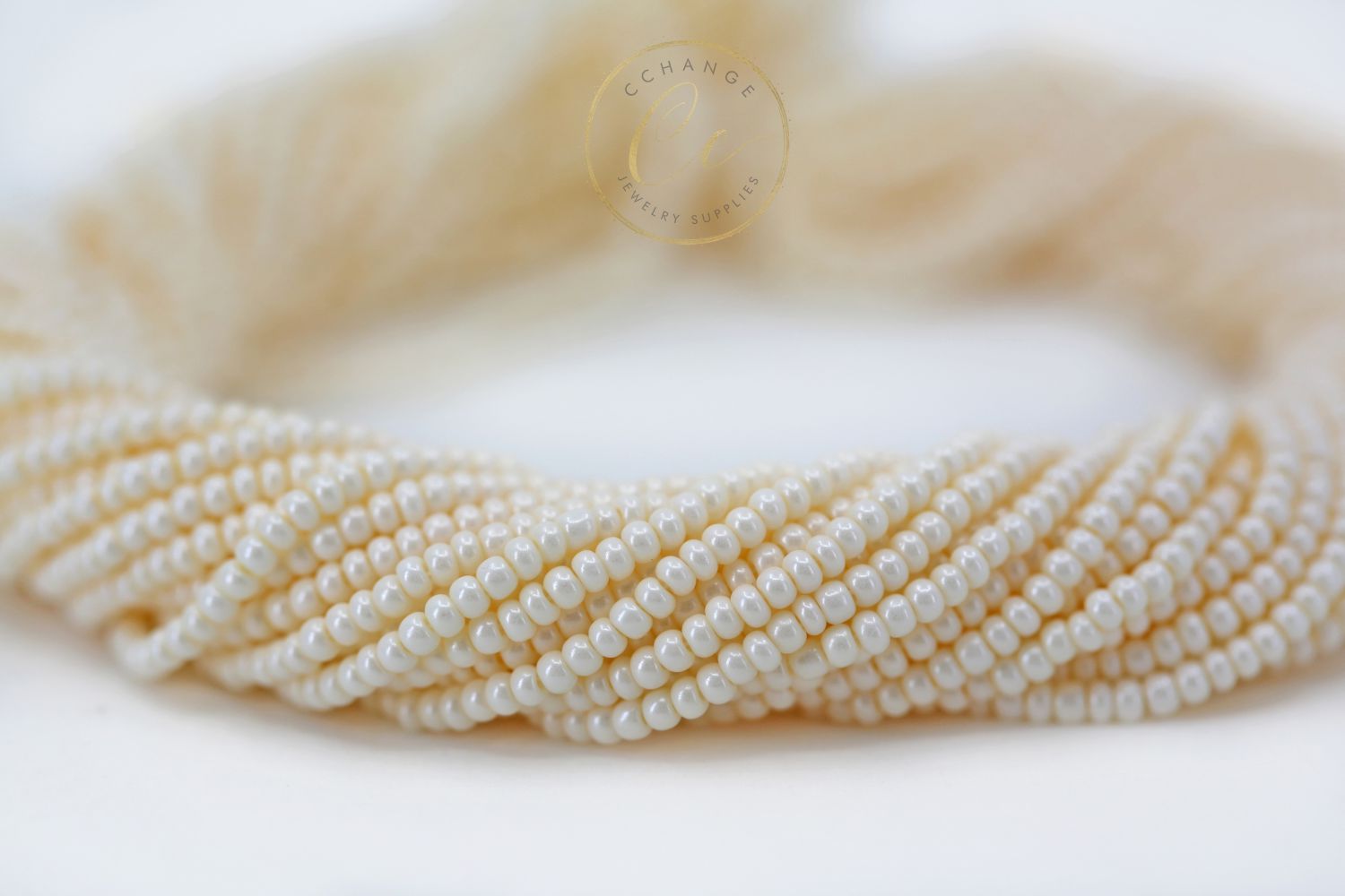 champagne-czech-seed-beads-16292