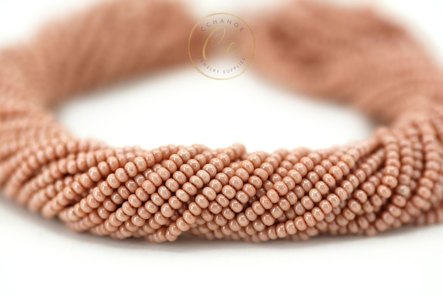 pale-chestnut-colour-seed-beads-07633