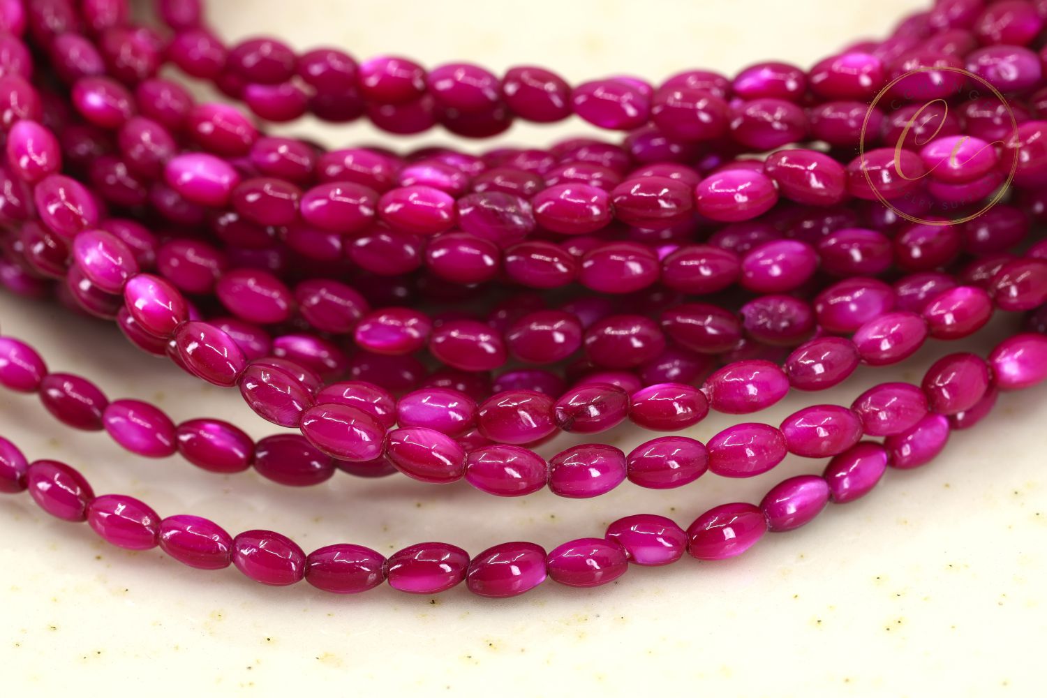 3mm-fuchsia-rice-shell-mop-beads
