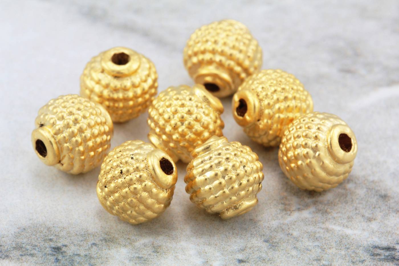 gold-metal-textured-round-ball-beads