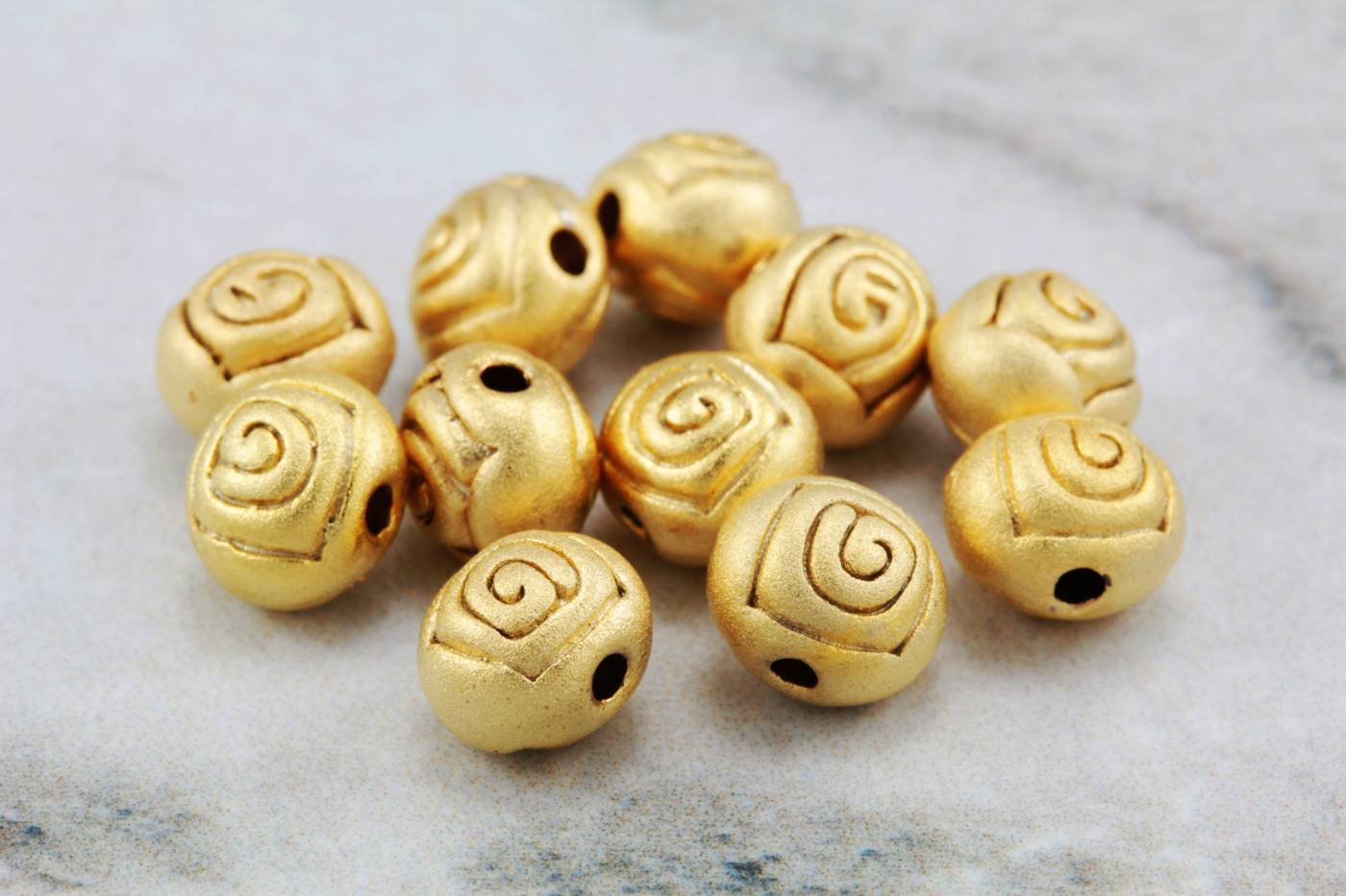 gold-metal-tribal-round-spacer-beads