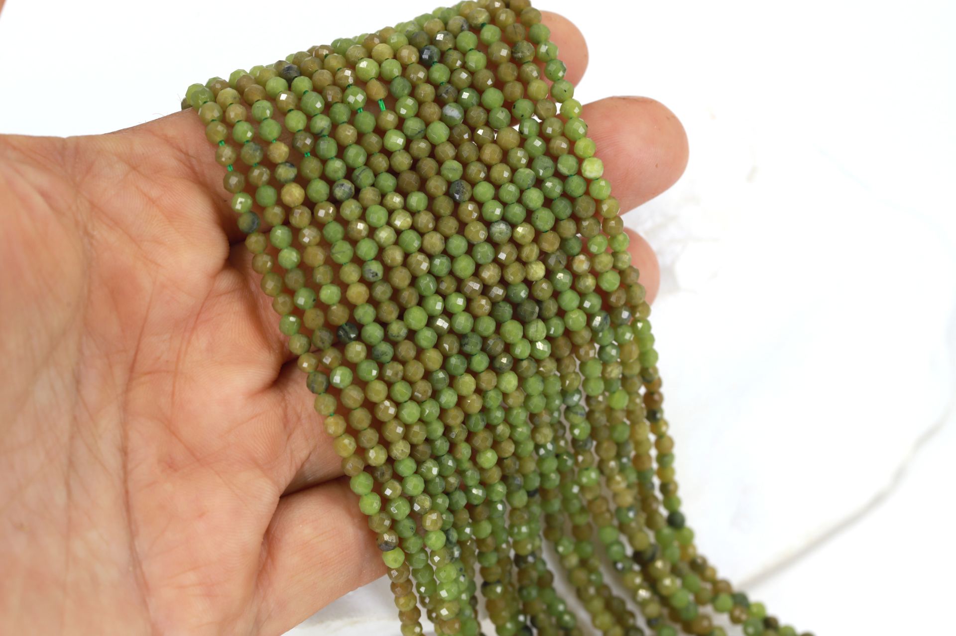 3mm-faceted-round-canadian-jade-beads