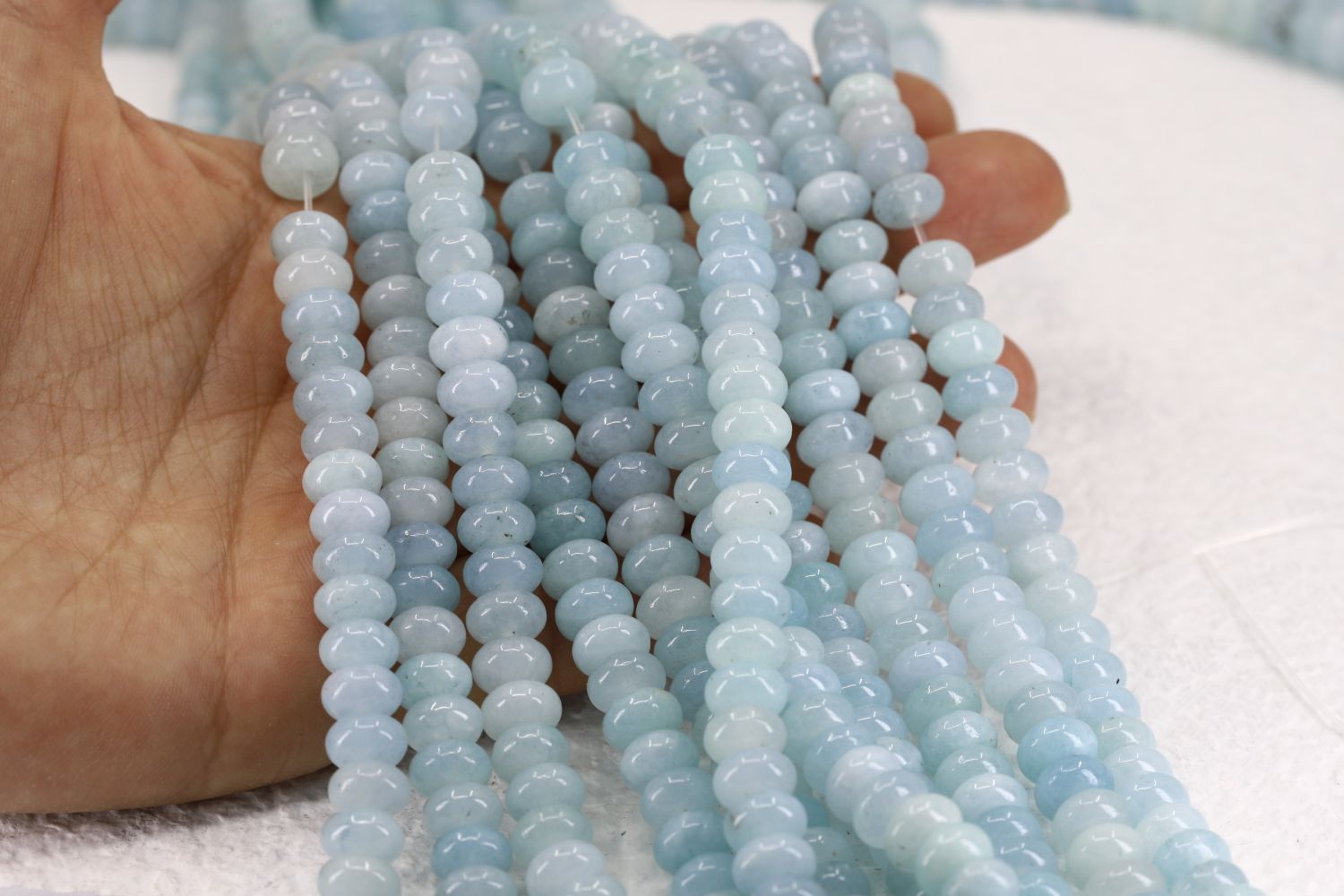 8mm-rondelle-aquamarine-gemstone-bead