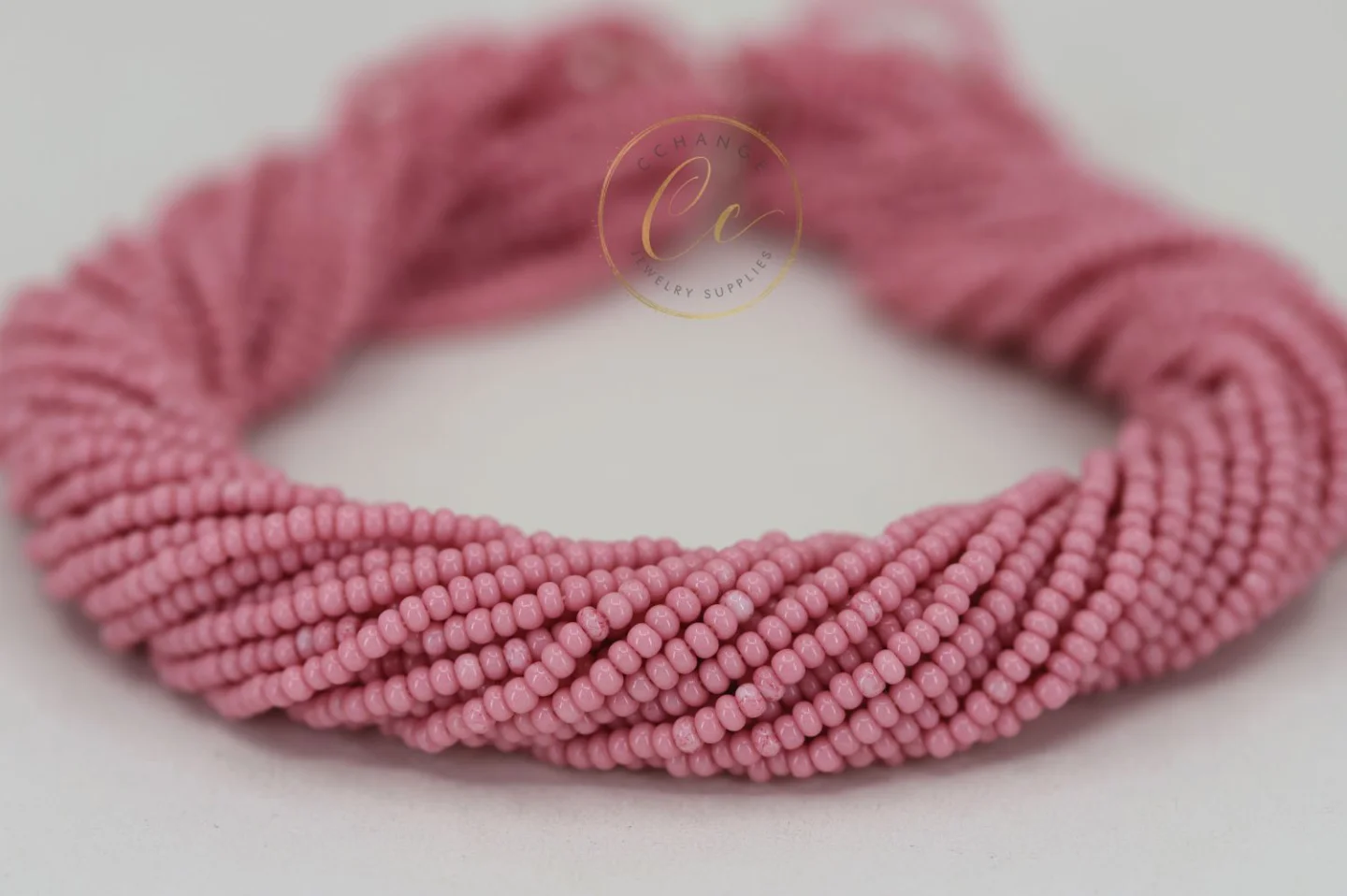 pastel-sweet-pink-seed-bead-03193.