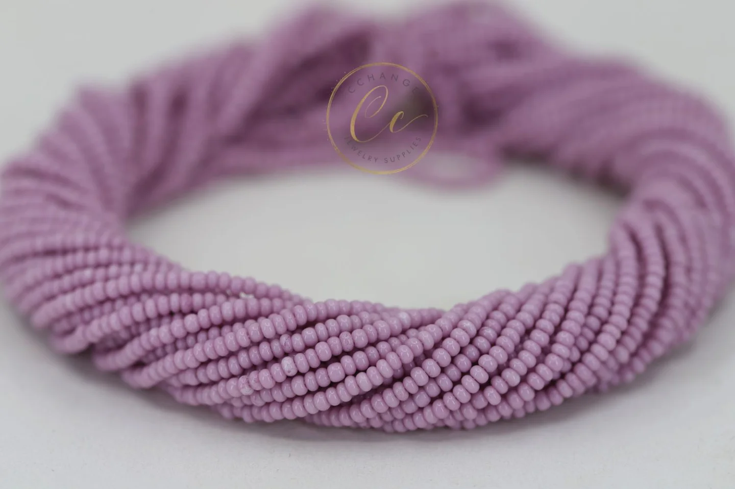 pastel-mauve-seed-bead-03195.
