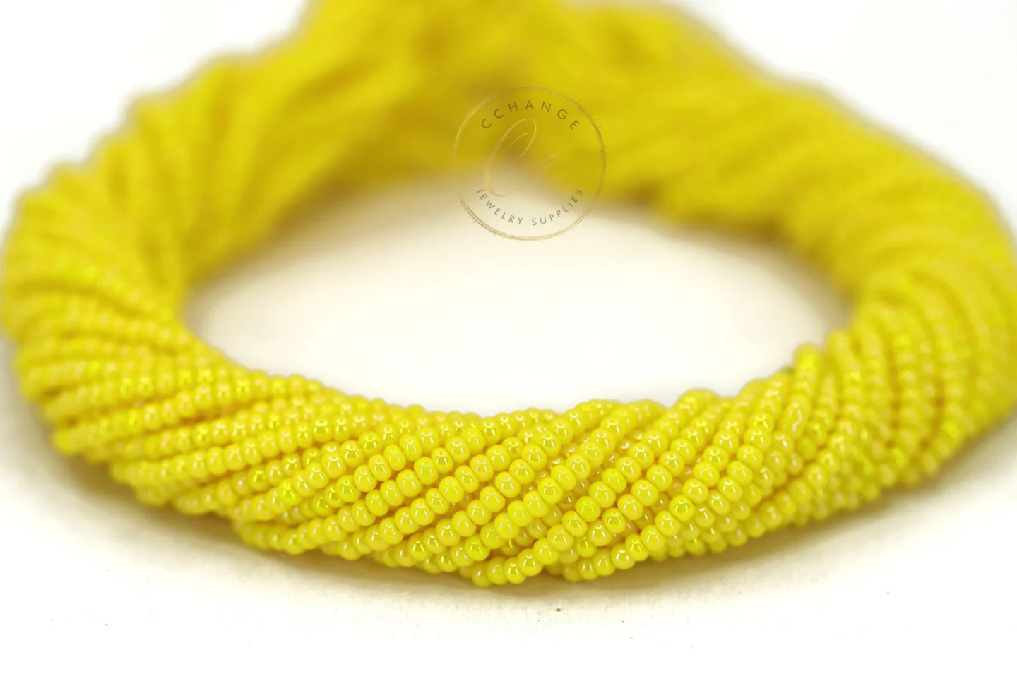 rainbow-yellow-seed-bead-84110.