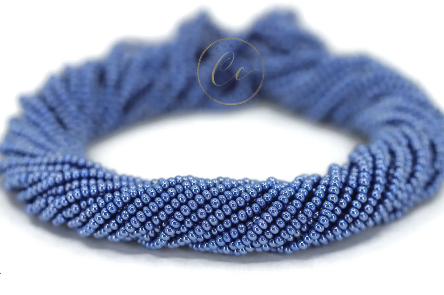 shiny-dark-blue-seed-bead-38210.