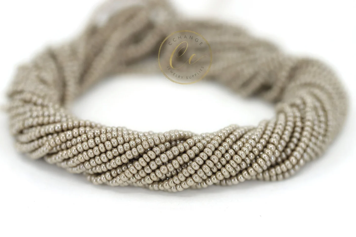 shiny-mink-czech-seed-bead-46088.