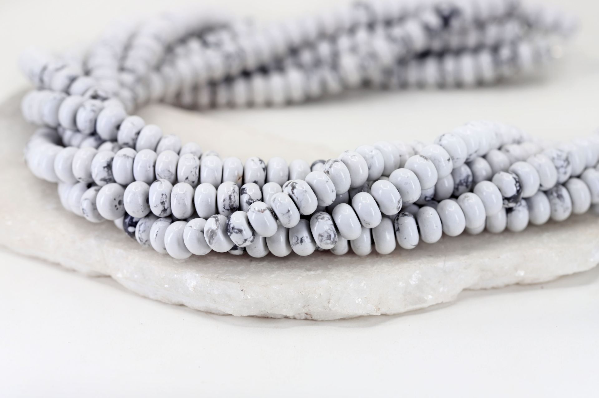8mm-Rondelle-white-howlite-natural-gemst
