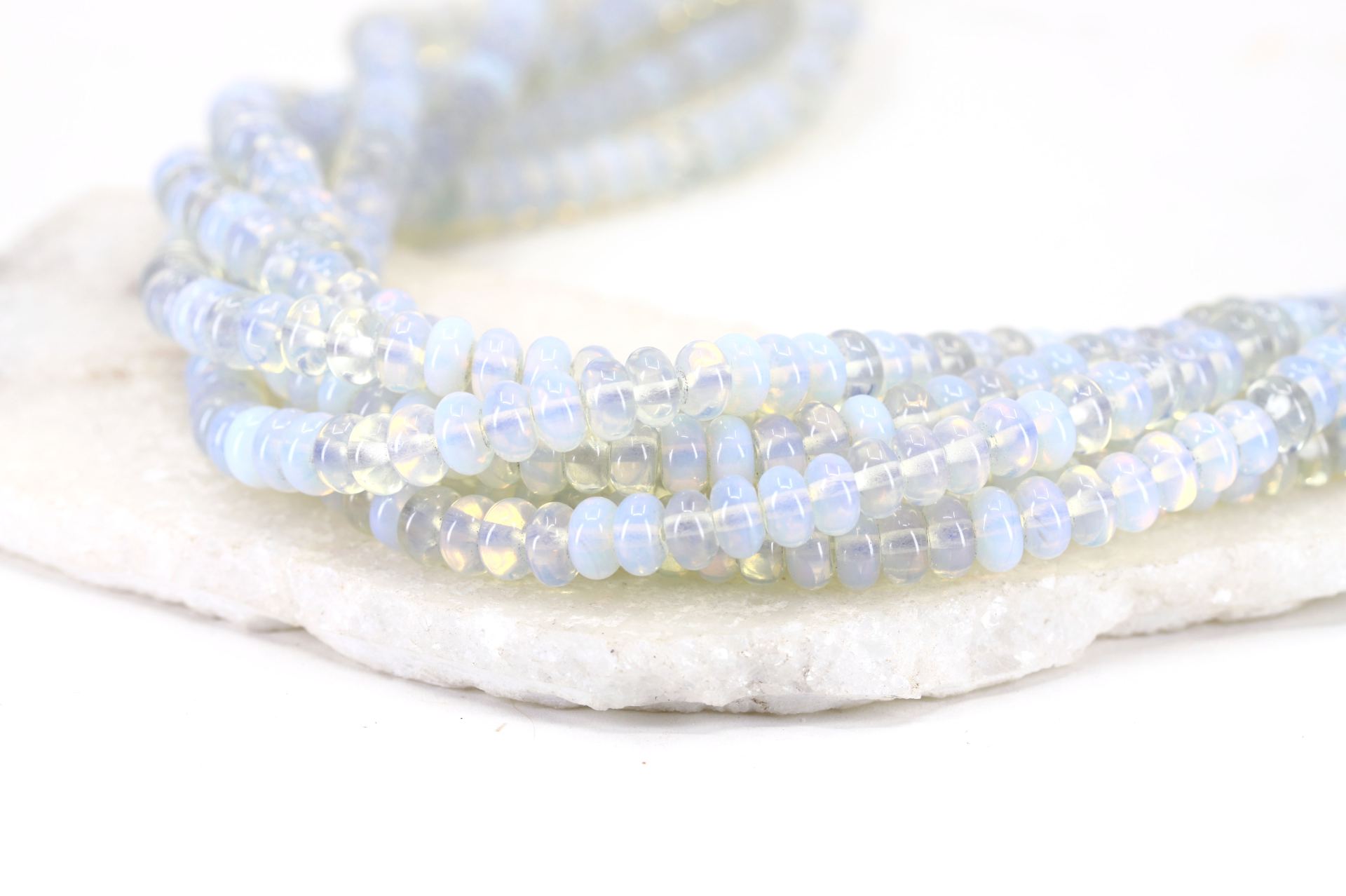 8mm-rondelle-moonstone-bead-strand