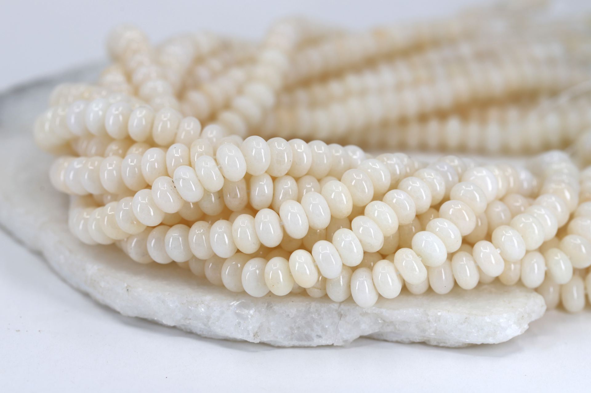 8mm-rondelle-white-jade-bead-strand