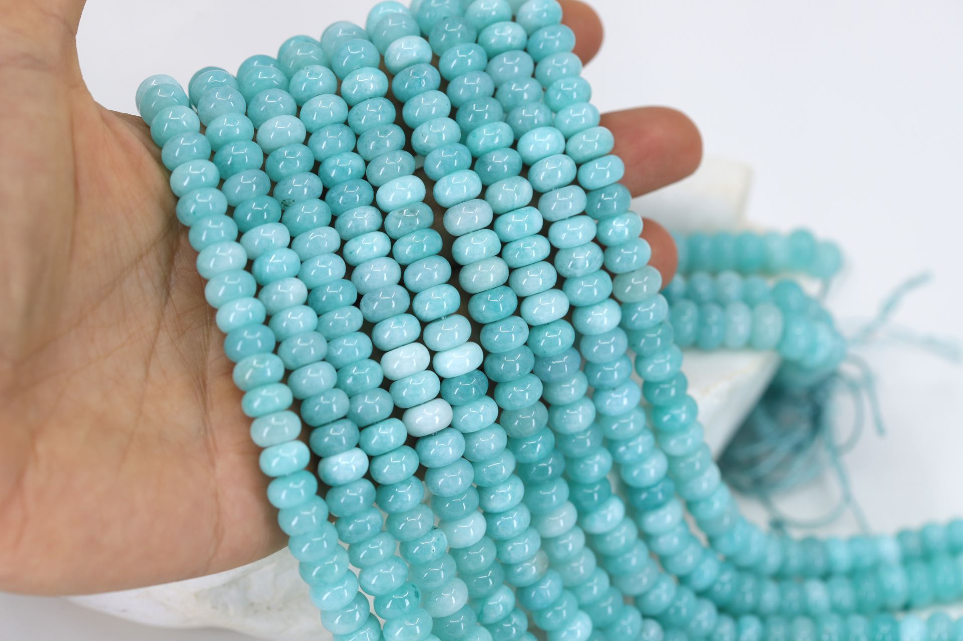 8mm-rondelle-blue-jade-natural-gemstone