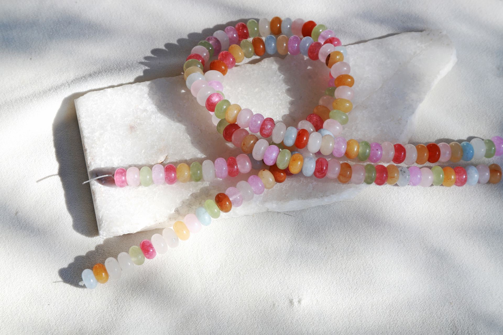 8x5mm-rondelle-moonstone-and-jade-bead-s