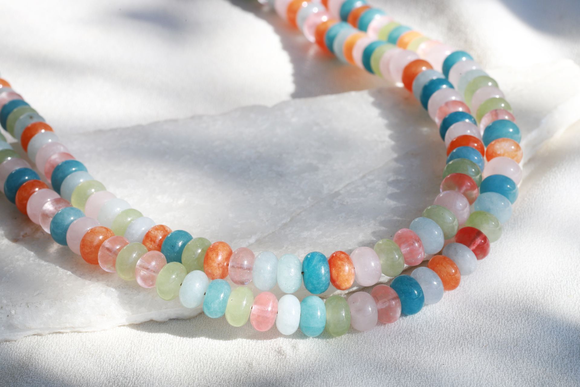 8x5mm-rondelle-moonstone-jade-bead-stran